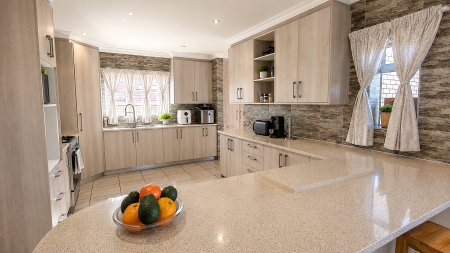 3 Bedroom Property for Sale in Dolphin Creek Golf Estate Western Cape